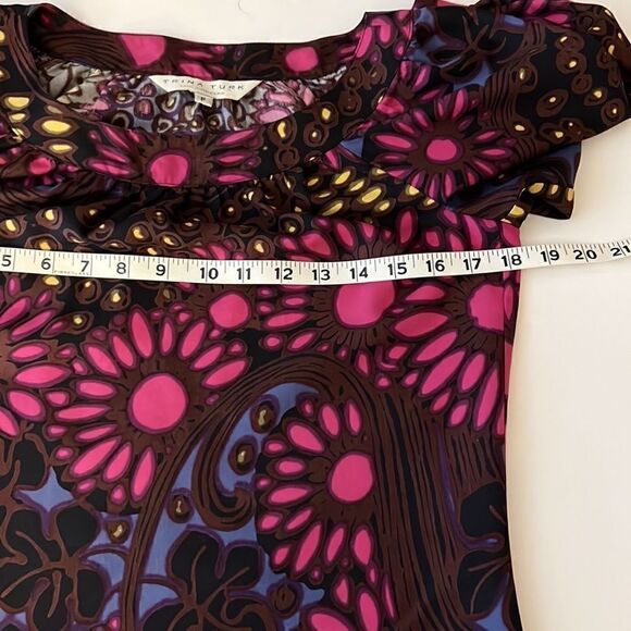 Trina Turk Elbow puff sleeve blouse top 100% silk - Picture 10 of 11